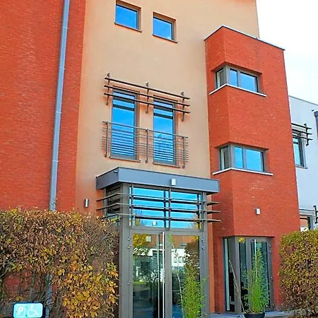 Mondo Hotel